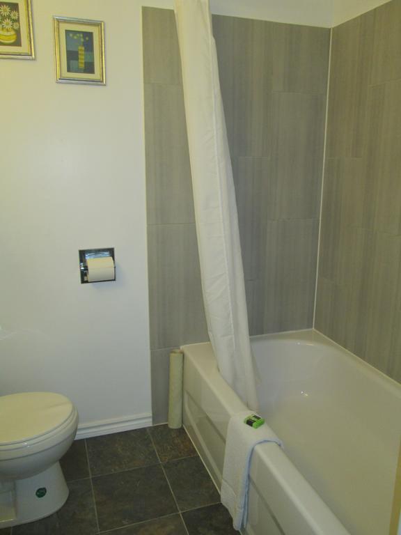 Edgewater Motel&Campground Temiskaming Shores Zimmer foto